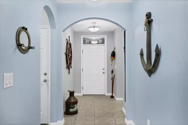 Port Charlotte, FL 33981,15081 ALDAMA CIR