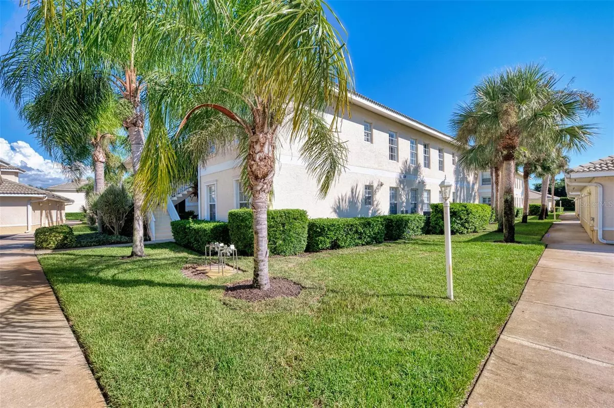 Venice, FL 34292,300 MIRABELLA CIR #202