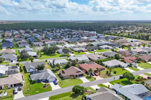 Venice, FL 34293,5833 HARRISON RD