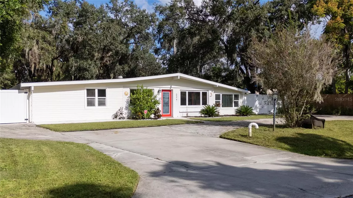 Sarasota, FL 34235,5327 ANGELES AVE