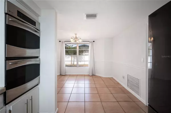 Sarasota, FL 34232,2920 MCINTOSH RD