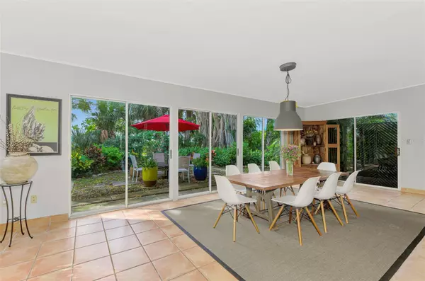 Venice, FL 34285,112 FIELD AVENUE EAST