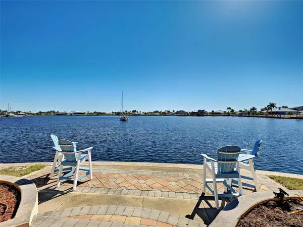 Port Charlotte, FL 33952,107 FREE CT SE
