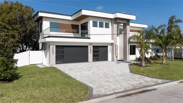 Sarasota, FL 34239,2413 CLEMATIS ST