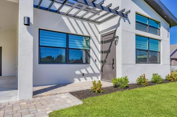 Port Charlotte, FL 33981,5339 GULFPORT TER