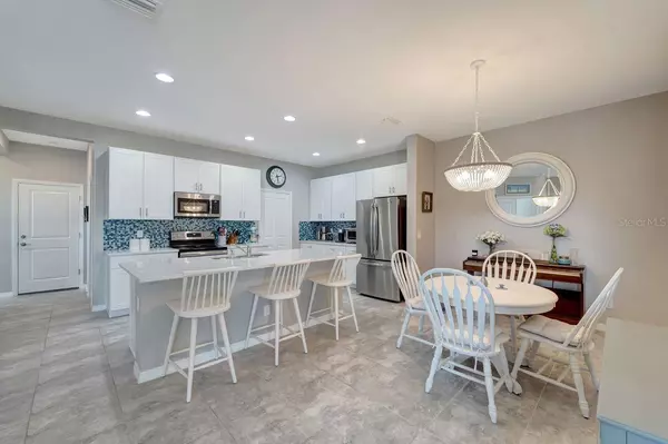 Sarasota, FL 34240,8501 WHISPERING ST