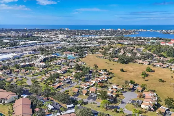 Venice, FL 34285,680 WHITE PINE TREE RD #61