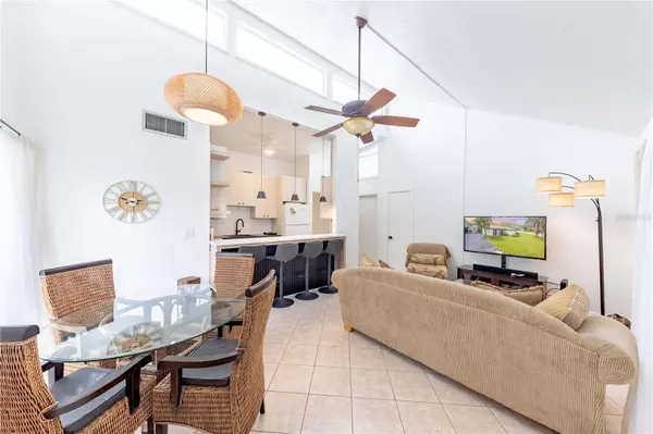 Venice, FL 34285,633 WHITE PINE TREE RD #27