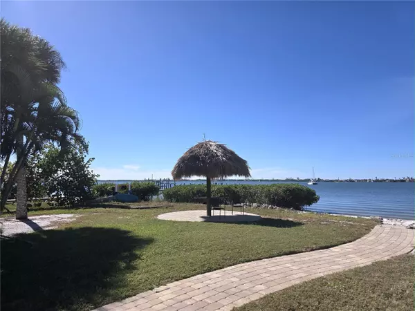 Englewood, FL 34223,470 S MCCALL RD #11