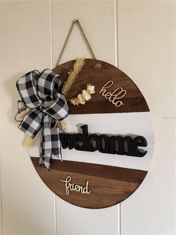 Venice, FL 34285,714 LOCARNO DR