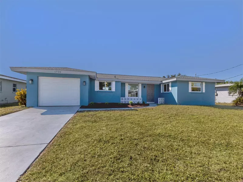 1720 FOREST RD, Venice, FL 34293