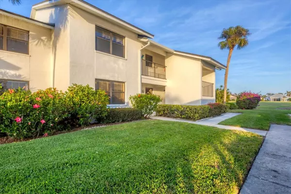 1100 CAPRI ISLES BLVD #317, Venice, FL 34292