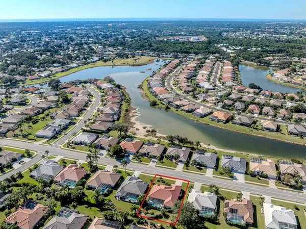 Venice, FL 34293,529 LAKE OF THE WOODS DR