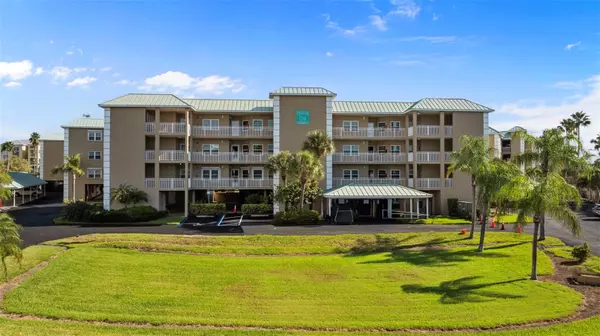 Madeira Beach, FL 33708,399 150TH AVE #309