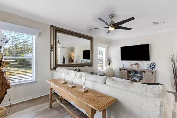 Sarasota, FL 34234,2061 CASITA DR