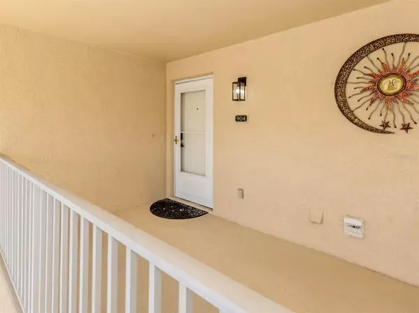 North Port, FL 34287,5800 SABAL TRACE DR #904