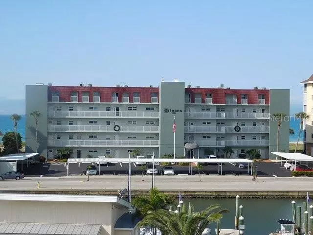 Venice, FL 34285,950 TARPON CENTER DR #301