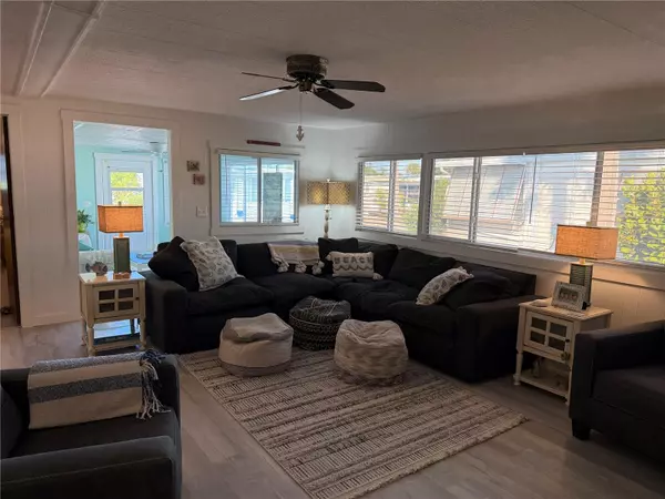 Venice, FL 34293,5691 TEAHOUSE RD