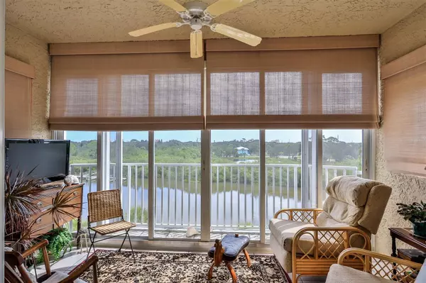 New Smyrna Beach, FL 32169,426 Bouchelle DR #404