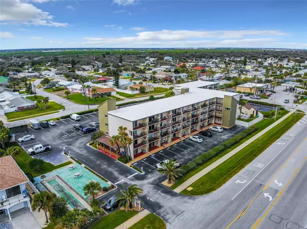 New Smyrna Beach, FL 32169,3700 S Atlantic AVE #309