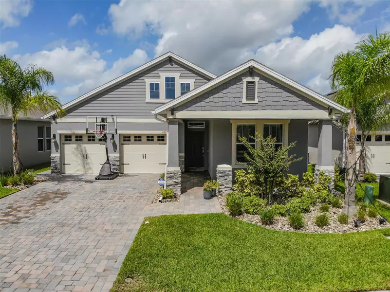 220 Venetian Palms BLVD, New Smyrna Beach, FL 32168