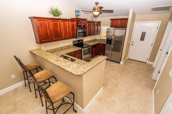 New Smyrna Beach, FL 32168,2255 Hawks Cove CIR