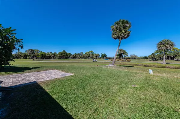 New Smyrna Beach, FL 32168,125 Lake Fairgreen CIR