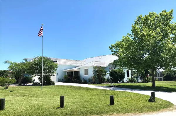 743 Williams RD, New Smyrna Beach, FL 32168