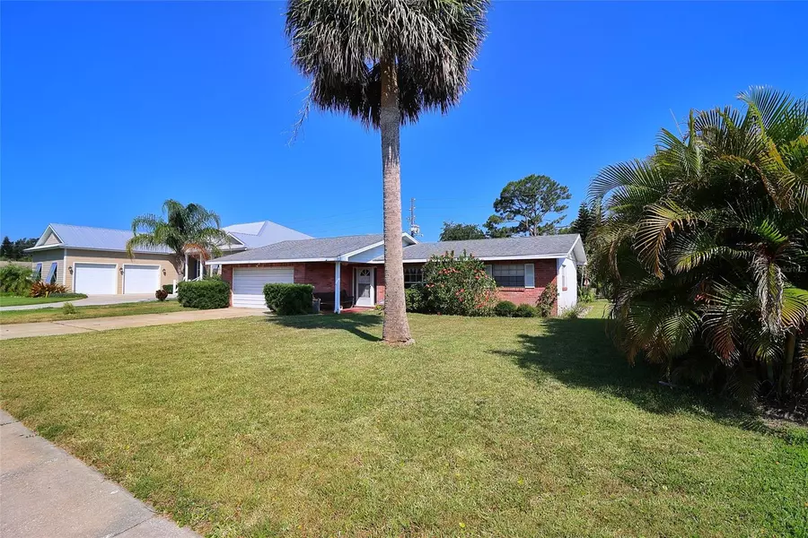 321 Granada ST, New Smyrna Beach, FL 32169