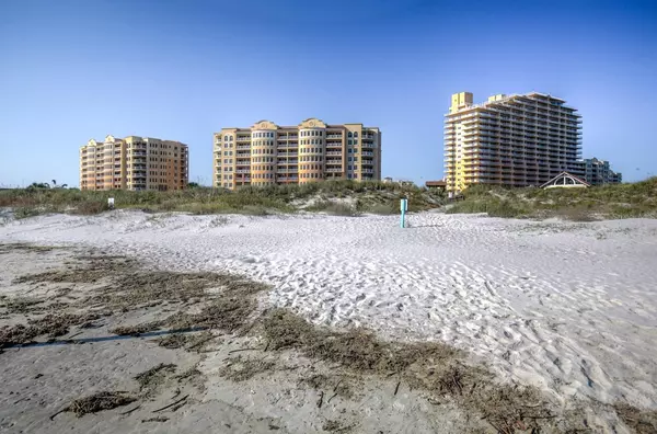 New Smyrna Beach, FL 32169,265 Minorca Beach WAY #402