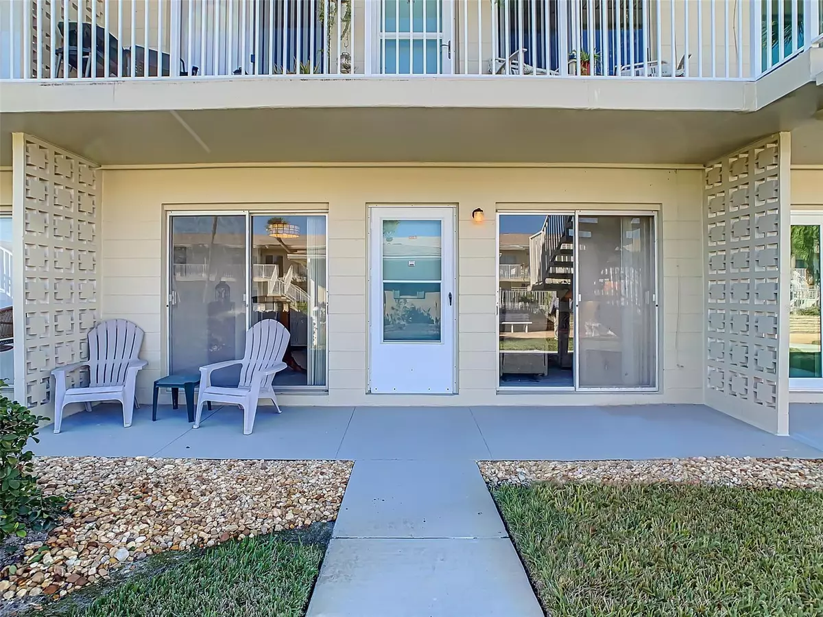 New Smyrna Beach, FL 32169,335 N Causeway #E-02