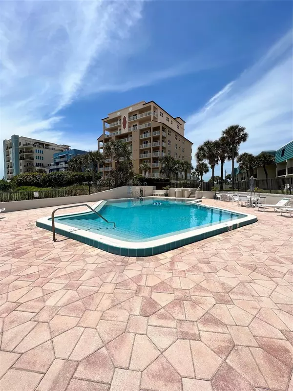 New Smyrna Beach, FL 32169,701 S Atlantic AVE #24