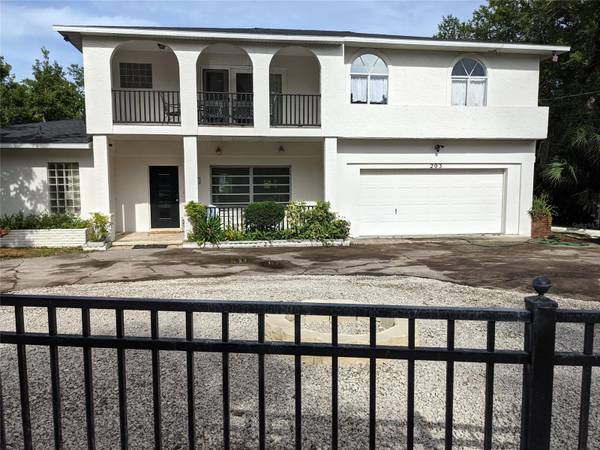 203 CANOVA DR, New Smyrna Beach, FL 32169