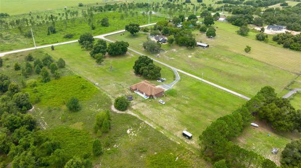 8215 E Dewey Robbins Road, Howey In The Hills, FL 34737