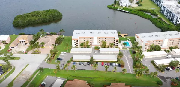 200 S Banana River BLVD #2418, Cocoa Beach, FL 32931