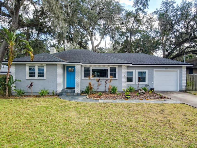 106 Azalea CIR, New Smyrna Beach, FL 32168