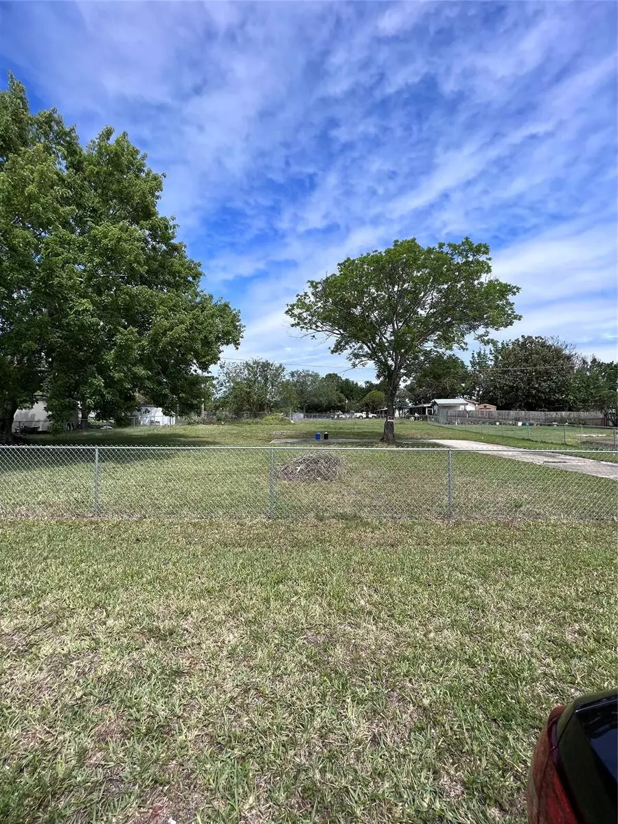 Oak Hill, FL 32759,103 West LOOP