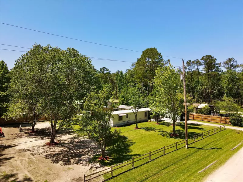 55623 Lisa ST, Astor, FL 32102