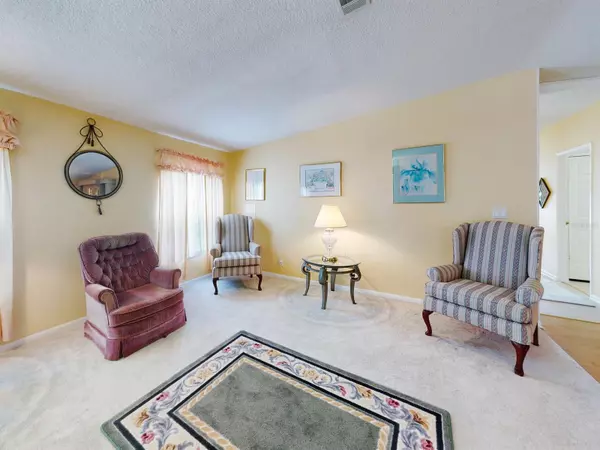 Edgewater, FL 32141,715 Charter LN