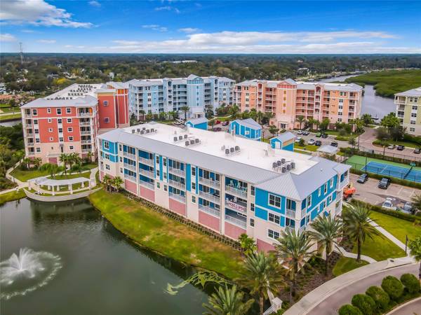 1 RIVERWALK DR #302, New Smyrna Beach, FL 32169