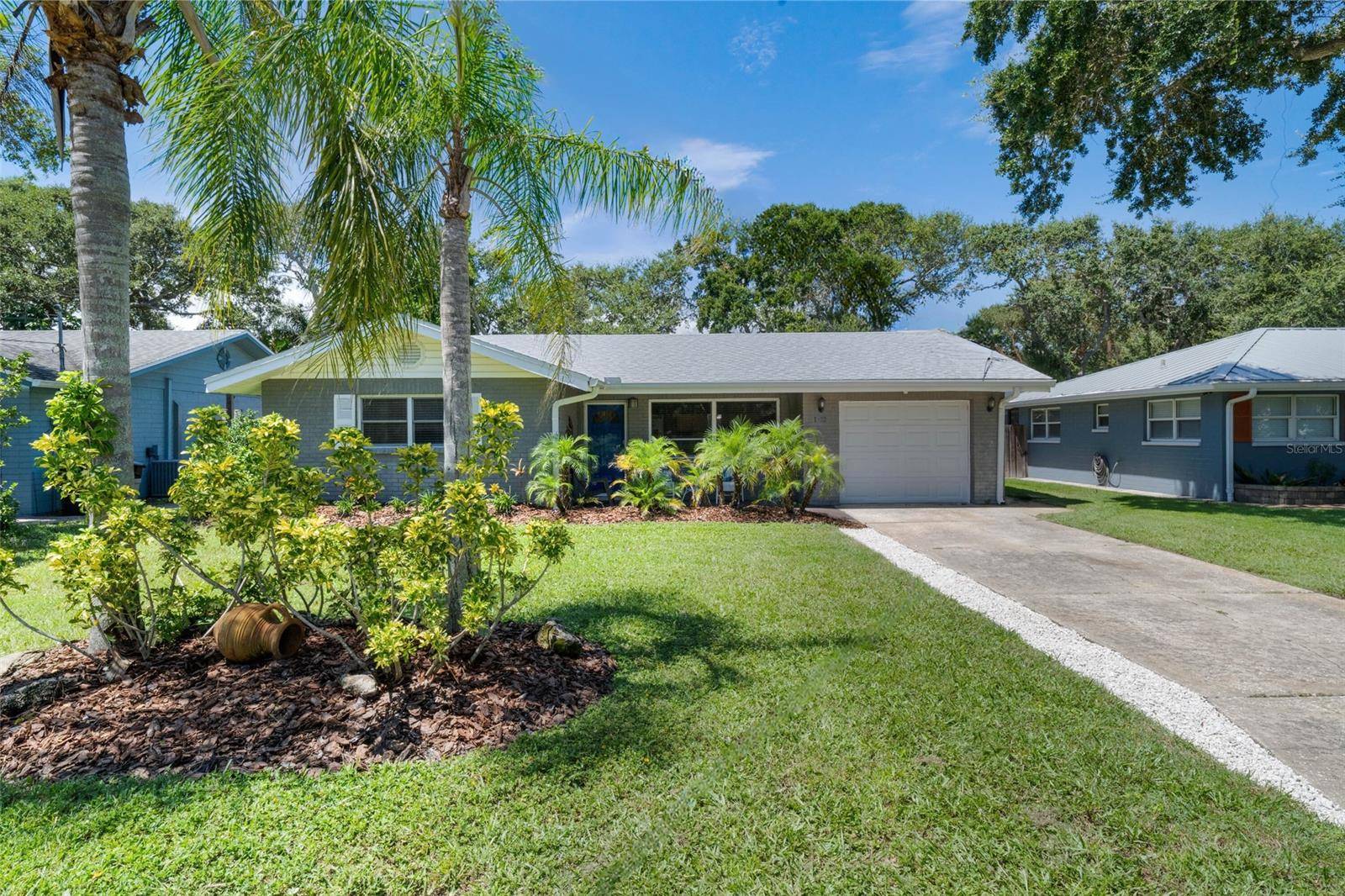 1002 Horton ST, New Smyrna Beach, FL 32169