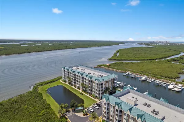 Ponce Inlet, FL 32127,137-4621 RIVERSEDGE VILLAGE LN