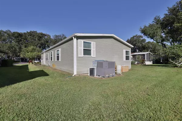 Edgewater, FL 32141,502 Topside CIR