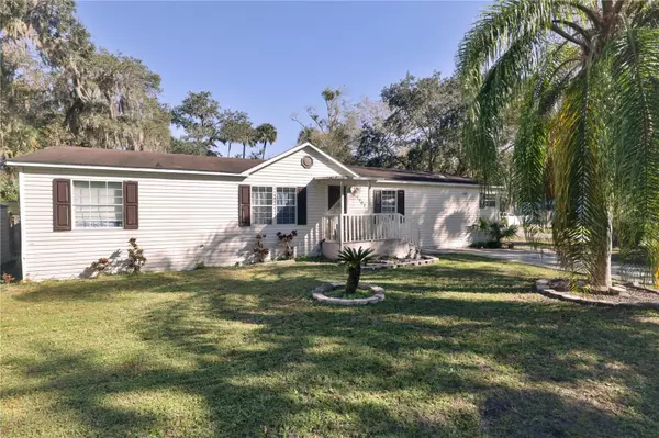 1907 MADRE ST, New Smyrna Beach, FL 32168