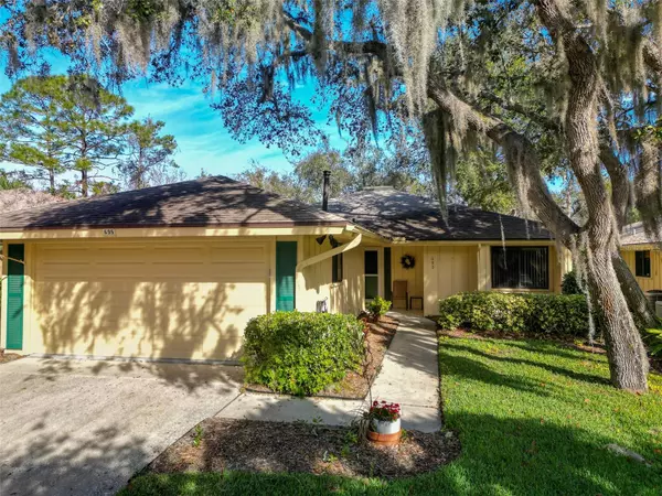 New Smyrna Beach, FL 32168,695 SAINT ANDREWS CIR