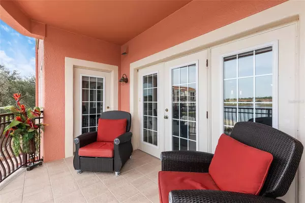 New Smyrna Beach, FL 32168,424 LUNA BELLA LN #220