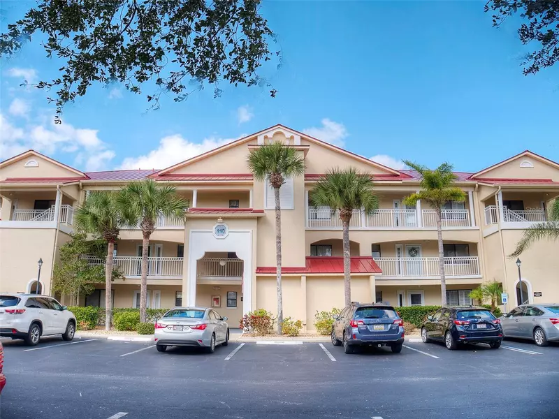 440 BOUCHELLE DR #205, New Smyrna Beach, FL 32169