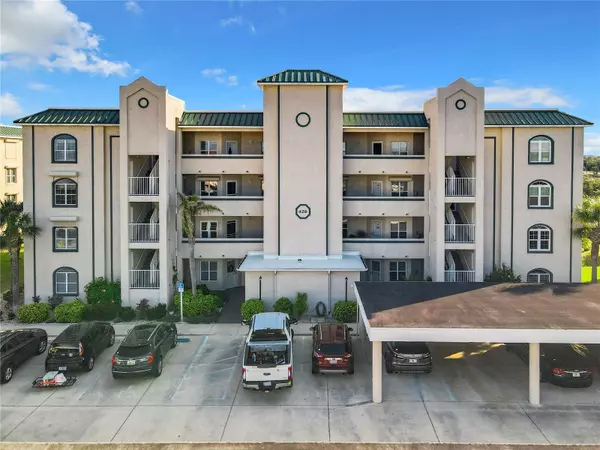 428 BOUCHELLE DR #301, New Smyrna Beach, FL 32169