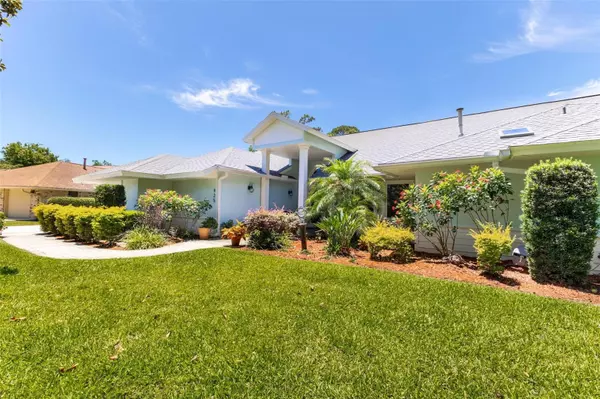 New Smyrna Beach, FL 32168,925 CHINABERRY CT