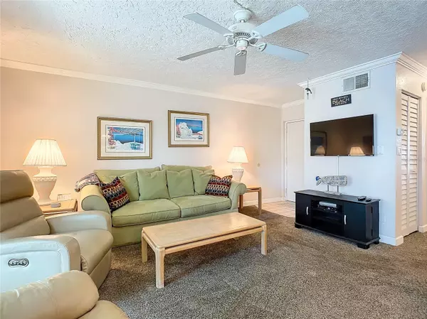 New Smyrna Beach, FL 32169,4225 S ATLANTIC AVE #218